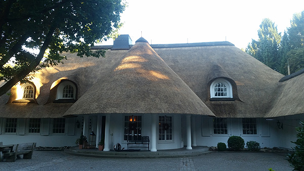 Nordheide Landhaus Villa mit Reetdach